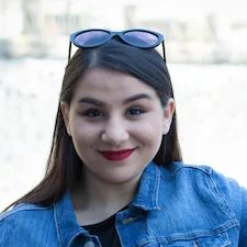 Andrea Holá